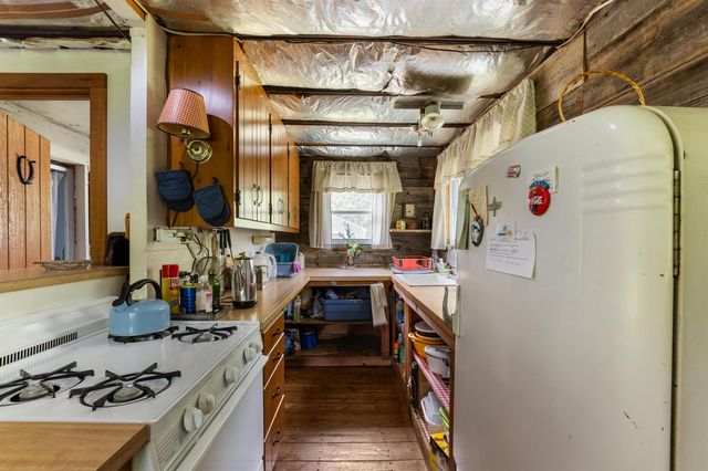 4121 Canaan Hill Road, Canaan, VT 05903