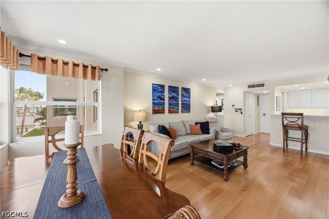 1900 Clifford ST 301, Fort Myers, FL 33901