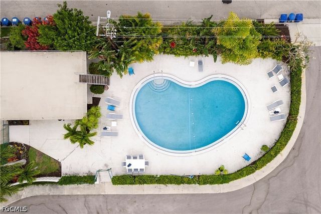 1900 Clifford ST 301, Fort Myers, FL 33901