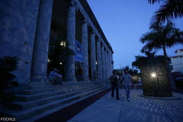 1900 Clifford ST 301, Fort Myers, FL 33901