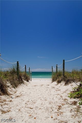 1900 Clifford ST 301, Fort Myers, FL 33901