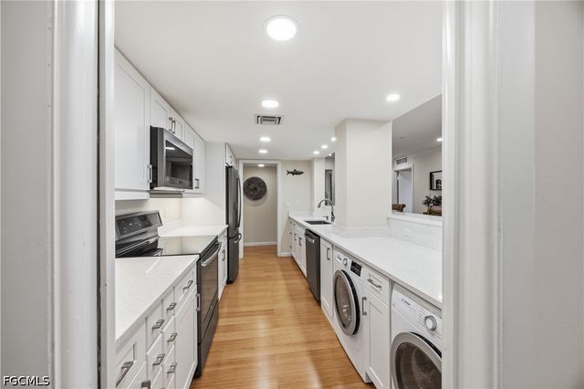 1900 Clifford ST 301, Fort Myers, FL 33901