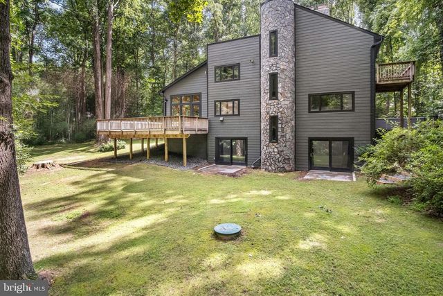 634 SPRINGVALE RD, Great Falls, VA 22066