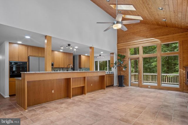 634 SPRINGVALE RD, Great Falls, VA 22066