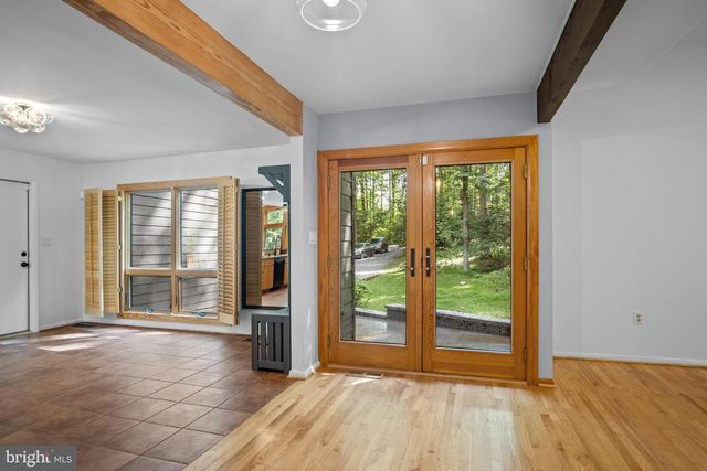 634 SPRINGVALE RD, Great Falls, VA 22066