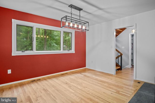 634 SPRINGVALE RD, Great Falls, VA 22066