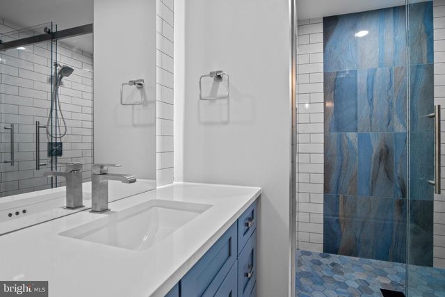 634 SPRINGVALE RD, Great Falls, VA 22066