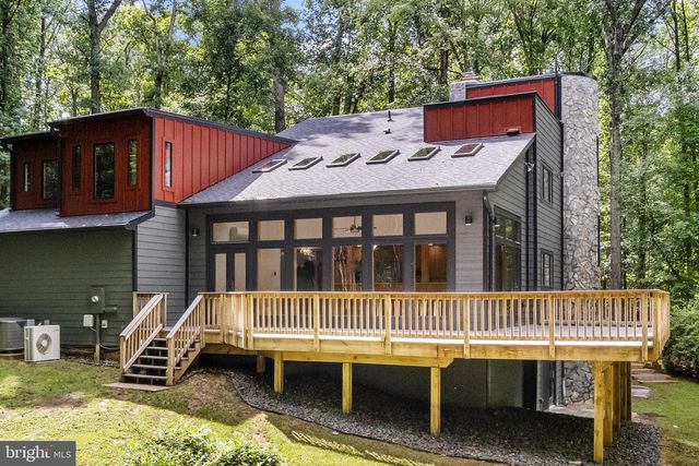 634 SPRINGVALE RD, Great Falls, VA 22066