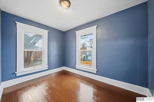 1415 N 33rd Street, Omaha, NE 68131