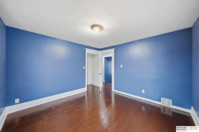 1415 N 33rd Street, Omaha, NE 68131