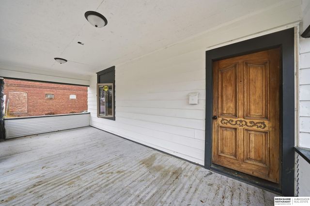 1415 N 33rd Street, Omaha, NE 68131