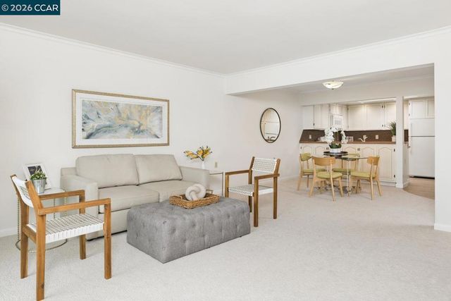 2409 Golden Rain Road 1, Walnut Creek, CA 94595