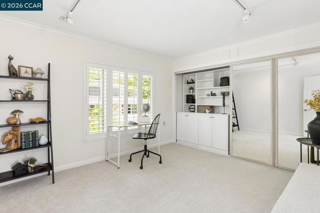 2409 Golden Rain Road 1, Walnut Creek, CA 94595