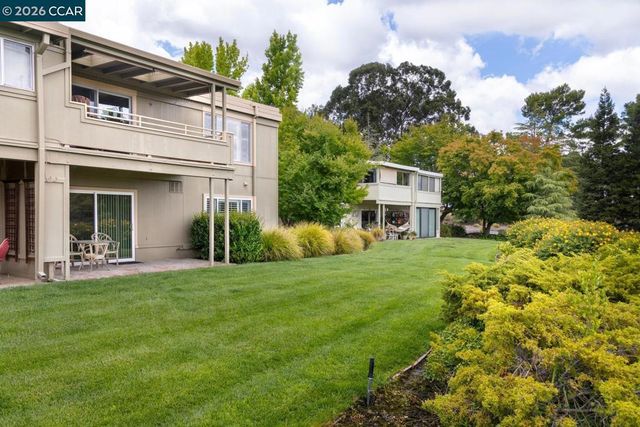 2409 Golden Rain Road 1, Walnut Creek, CA 94595