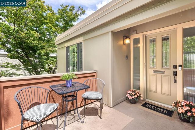 2409 Golden Rain Road 1, Walnut Creek, CA 94595
