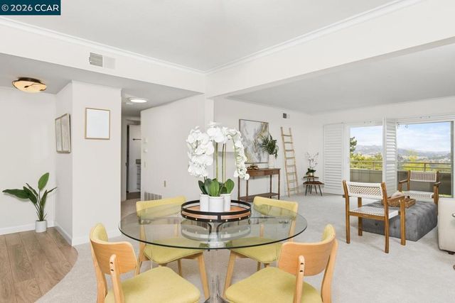 2409 Golden Rain Road 1, Walnut Creek, CA 94595
