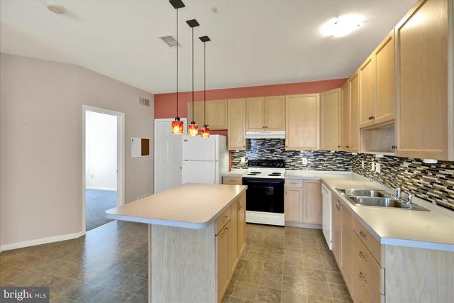 66 TURNING LEAF WAY, Reading, PA 19605