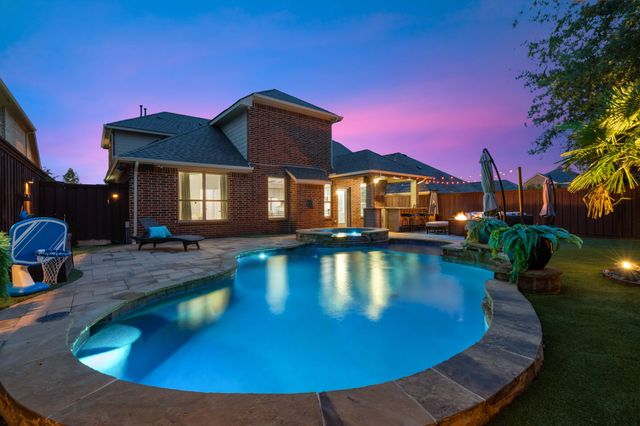 2605 Calmwater Drive, Little Elm, TX 75068