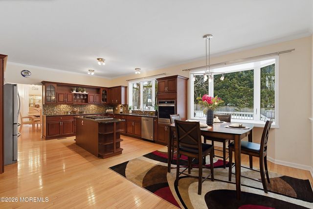 20 Edelweiss Court, Voorhees, NJ 08043