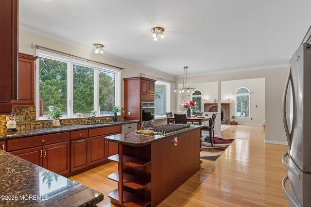 20 Edelweiss Court, Voorhees, NJ 08043