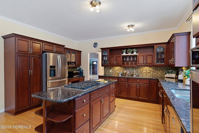 20 Edelweiss Court, Voorhees, NJ 08043