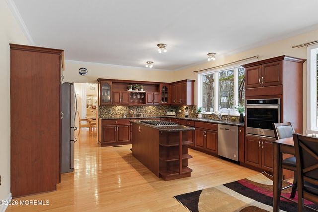 20 Edelweiss Court, Voorhees, NJ 08043