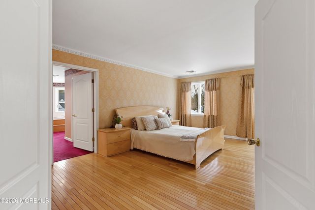 20 Edelweiss Court, Voorhees, NJ 08043