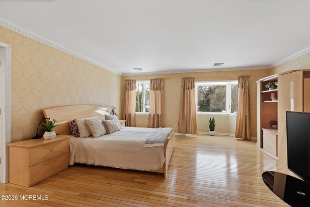 20 Edelweiss Court, Voorhees, NJ 08043