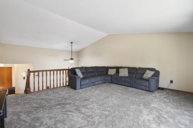 8050 152nd Lane NW, Anoka, MN 55303