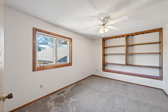 8050 152nd Lane NW, Anoka, MN 55303