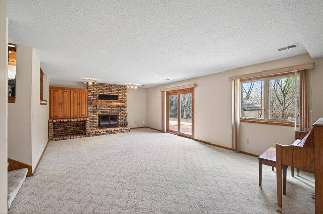 8050 152nd Lane NW, Anoka, MN 55303