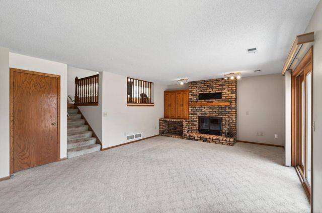 8050 152nd Lane NW, Anoka, MN 55303