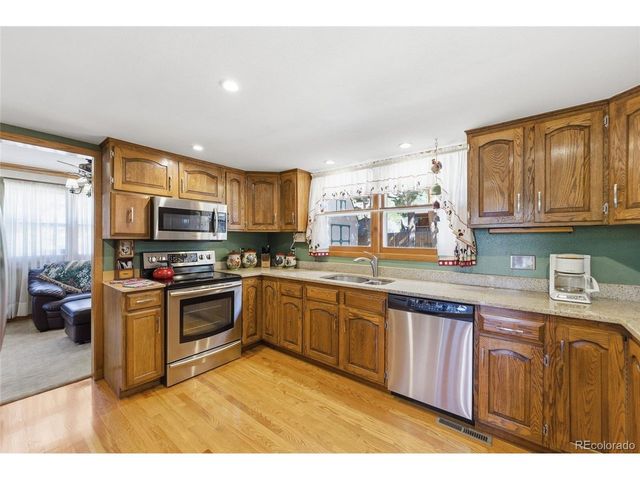 10855 W 73rd Pl, Arvada, CO 80005