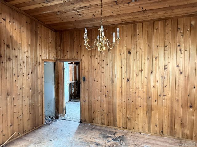 184 Bayview Drive, Mastic Beach, NY 11951