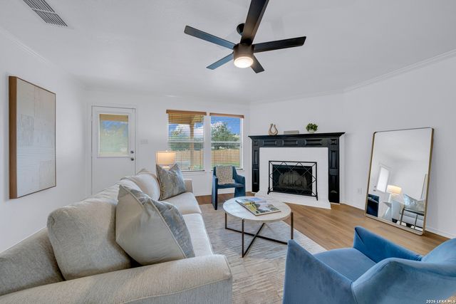 27003 Rustic Cabin, San Antonio, TX 78260