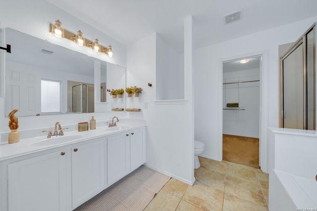 27003 Rustic Cabin, San Antonio, TX 78260