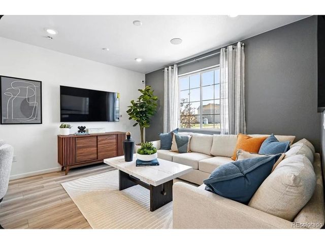 6860 Parterre Pkwy 5, Thornton, CO 80602