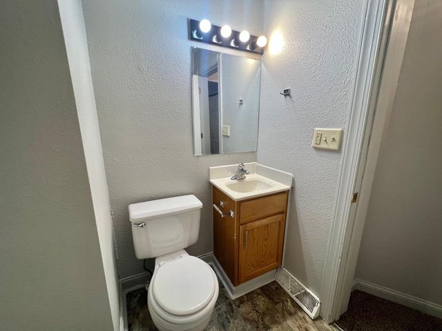 214-216 12th Street S, Fargo, ND 58103