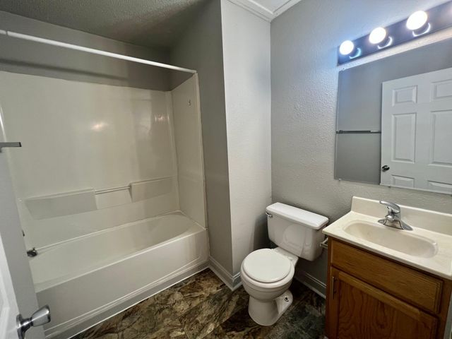 214-216 12th Street S, Fargo, ND 58103