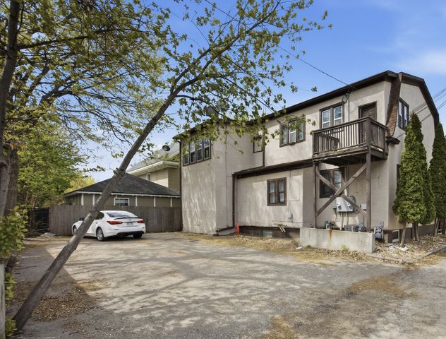 214-216 12th Street S, Fargo, ND 58103