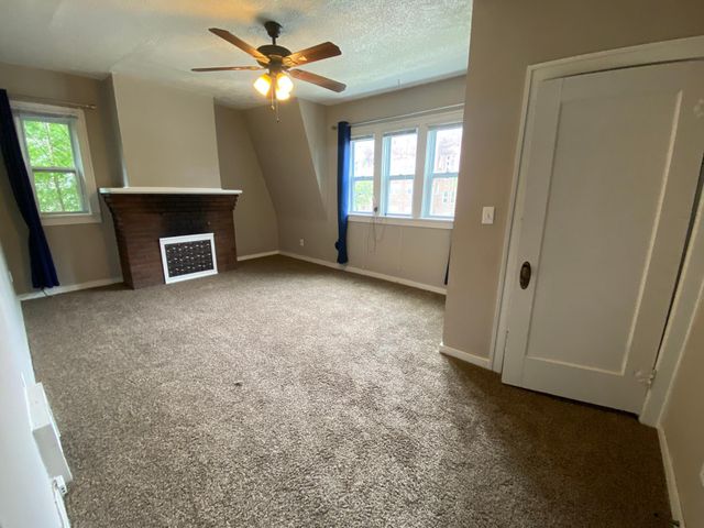 214-216 12th Street S, Fargo, ND 58103