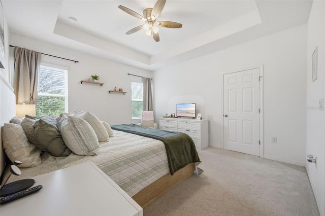 5734 SPOTTED HARRIER WAY, Lithia, FL 33547