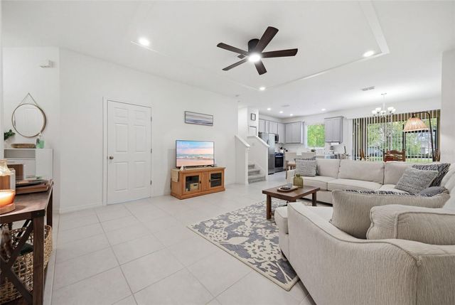 5734 SPOTTED HARRIER WAY, Lithia, FL 33547