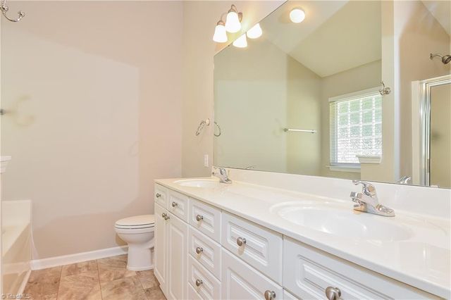 583 Caladium Court, Kernersville, NC 27284