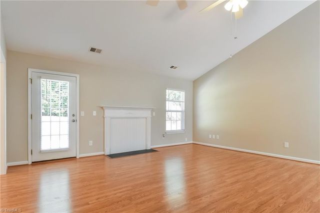 583 Caladium Court, Kernersville, NC 27284