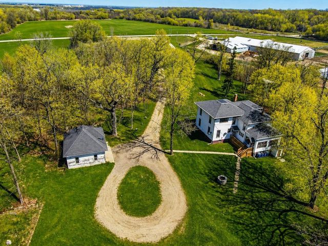 W6152 W COUNTY ROAD B, Byron, WI 54937