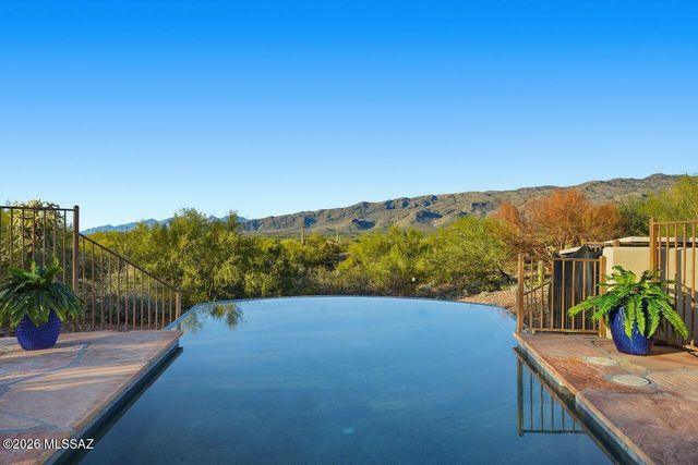 7800 S Avenida Catrina, Tucson, AZ 85747