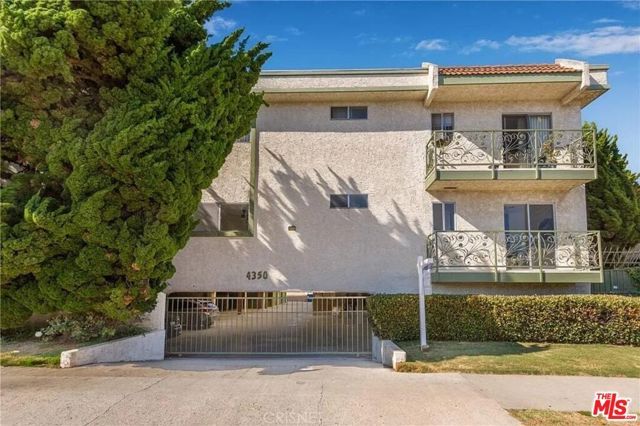 4350 Berryman Avenue 10, Los Angeles, CA 90066