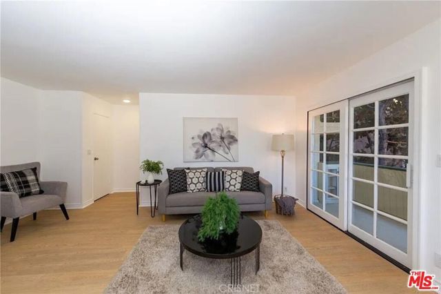 4350 Berryman Avenue 10, Los Angeles, CA 90066