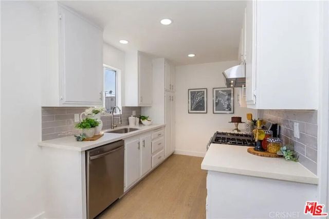 4350 Berryman Avenue 10, Los Angeles, CA 90066